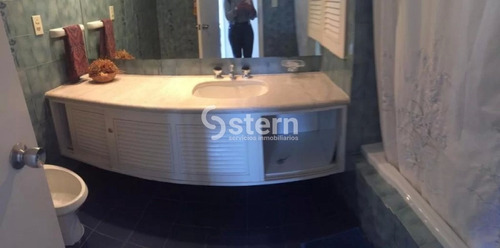 Venta Apartamento 3 Dormitorios, Playa Mansa, Punta Del Este- Ref: 33