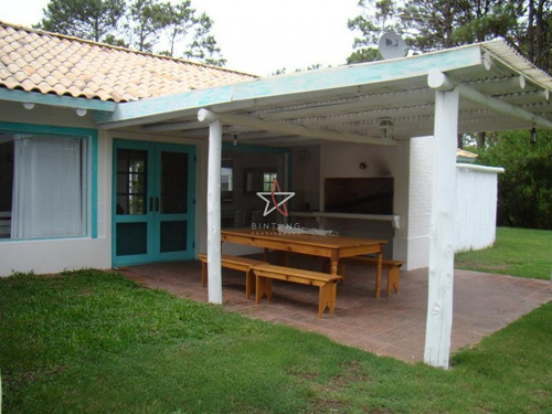 Imagen 11 de 26 de Casa, 3 Dorm Y Dep, Punta Del Este, La Barra, Laguna Blanca, Venta Y Alquiler- Ref: 376