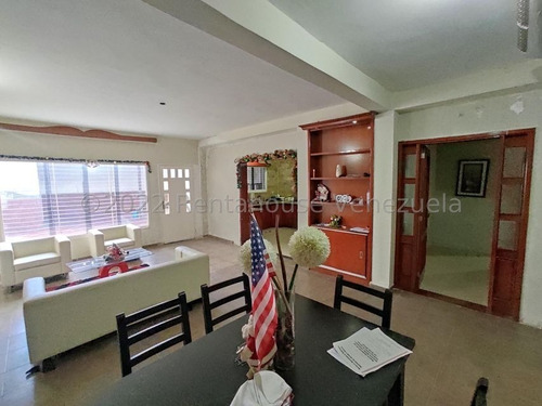 Imagen 5 de 16 de Linda Casa En Venta Urb. Los Astros Av. Aragua Dperez 22-23027