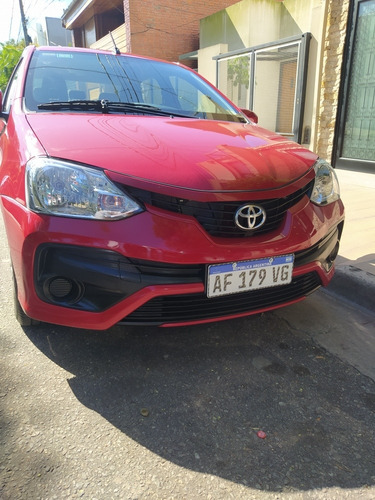 Imagen 7 de 12 de Toyota Etios 2021 1.5 Sedan X