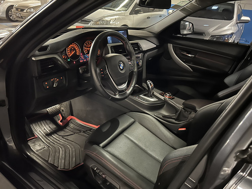 BMW Serie 3 2.0 328i Sedán Sport 245cv