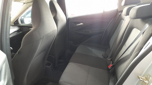 Chevrolet Onix plus 1.2