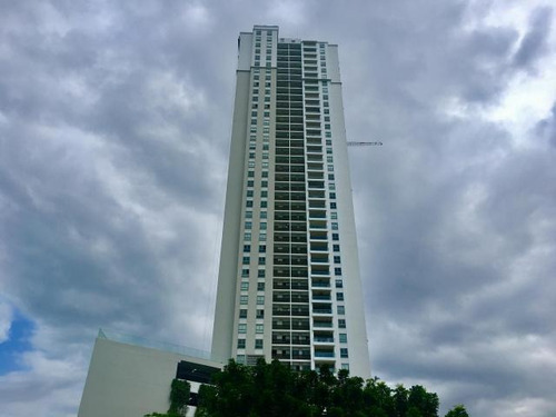 Imagen 1 de 14 de Venta De Apartamento En Greenview Residences, Santa María