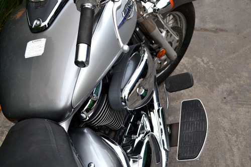 Imagen 10 de 15 de Excelente Manejo Suzuki Boulevard 800 Equipada Muy Llamativa