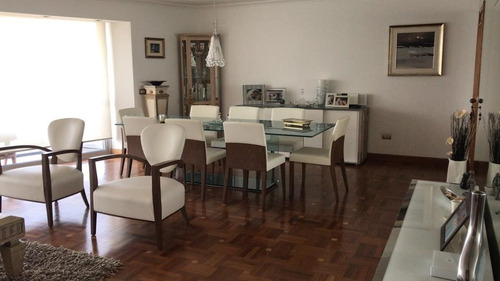 Alquiler Rambla. Primer Piso Con Patio De 72 Mts. Amoblado.