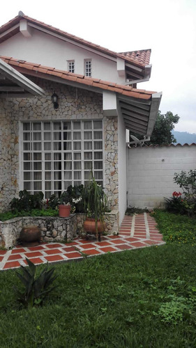 Imagen 9 de 14 de Se Vende Casa En Urb. Las Delias