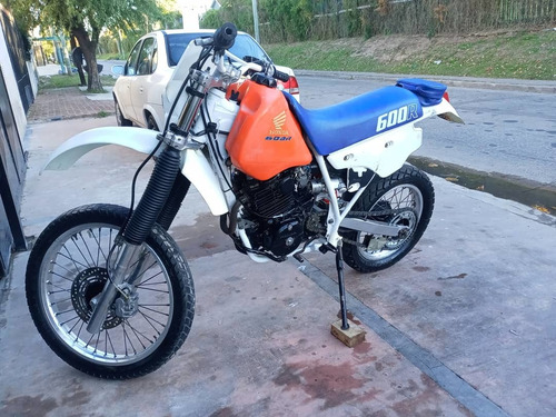 Imagen 2 de 12 de Honda Xr600r