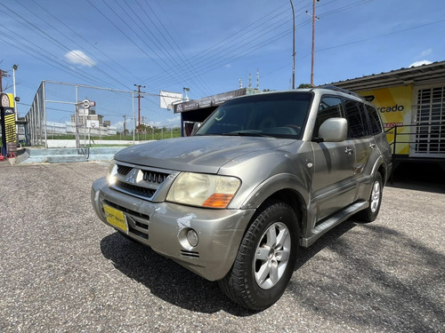 Mitsubishi Montero