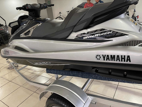 Moto De Agua Yamaha Vx Cruiser 10hs De Uso. Oportunidad.