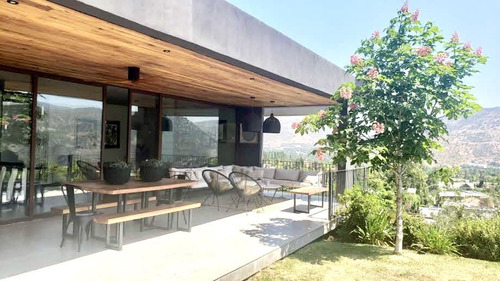 Casa En Condominio Moderna Venta De 5 Dorm. En Lo Barnechea