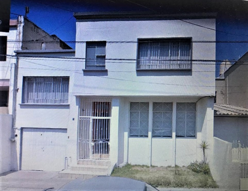 Casa En Venta En Arcos Vallarta En Guadalajara, Jalisco 