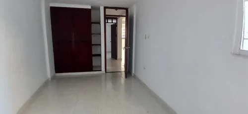 Bonito Apartamento Con Excelente Ubicación Todos Los Servicios A Mano Cod 68792