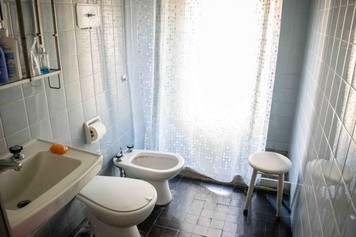 Imagen 20 de 25 de Casa - Mart.-vias/libert.