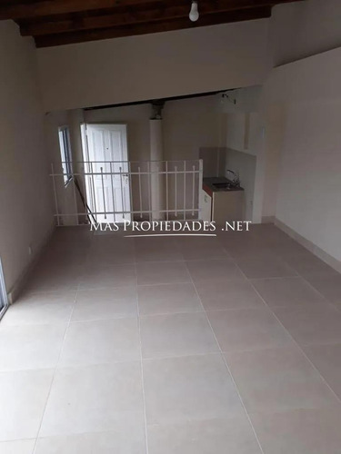 Imagen 4 de 18 de Casa En Venta De 5 Ambientes En Villa Luro