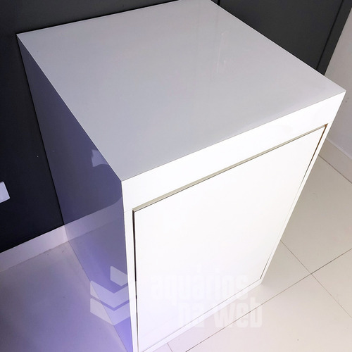 Imagem 5 de 8 de Móvel Aquário Cubo De 50cm Com Compensado Naval E Fórmica