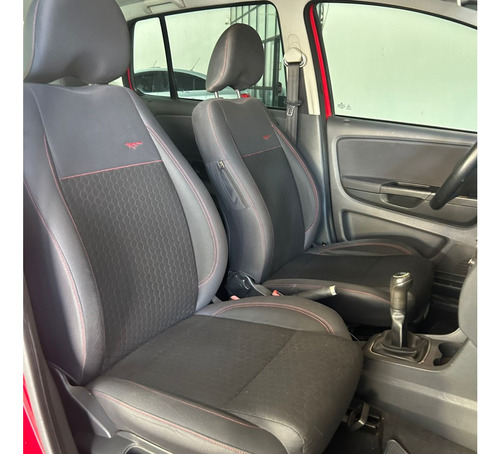 Volkswagen Crossfox 1.6 MI 8V FLEX 4P MANUAL