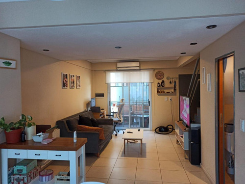 3 Ambientes En Dúplex En Victoria Centro