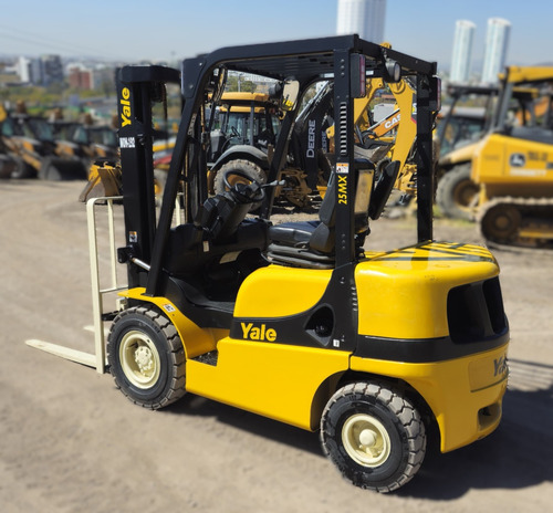 Montacargas Yale Gdp25mx 5500 Lbs. Diesel