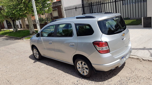 Imagen 8 de 13 de Chevrolet Spin 1.8 Ltz 7as 105cv 2016