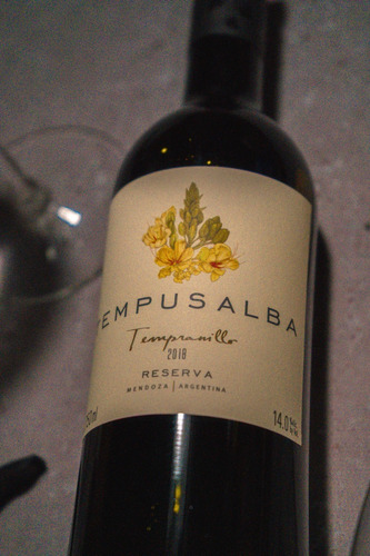 Imagen 5 de 6 de Vino Tempus Alba Tempranillo 750 Ml Caja X 6