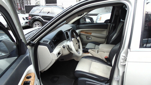 Imagen 9 de 15 de Jeep Grand Cherokee 5.7 Limited Premium V8 Blindada