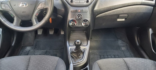Imagem 2 de 15 de Hyundai Hb20