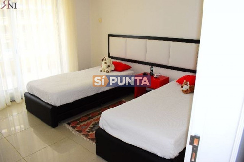 Imagen 13 de 22 de Apartamento En Alquiler, Brava