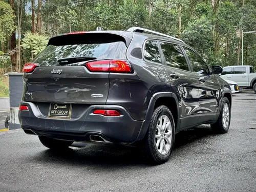 Jeep Cherokee 3.2 Longitude Plus