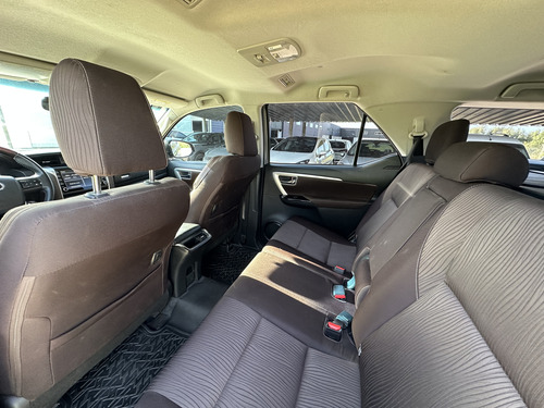 Toyota Hilux SW4 2.8 Sr 177Cv 4X4 At