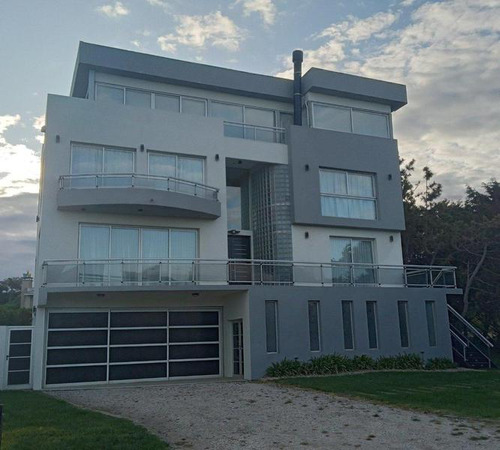 Casa De 6 Ambientes En Pinamar Norte A Mts Del Mar