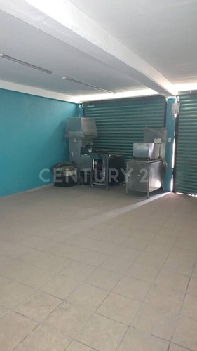 Casa Amplia En Excelente Ubicación, Ideal Para Negocio Y Vivienda