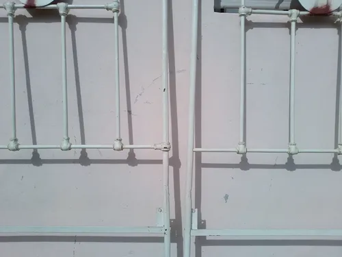 Linda Antigua 2 Cabecera ? Piecera? En Hierro Cama Una Plaza (Usado)