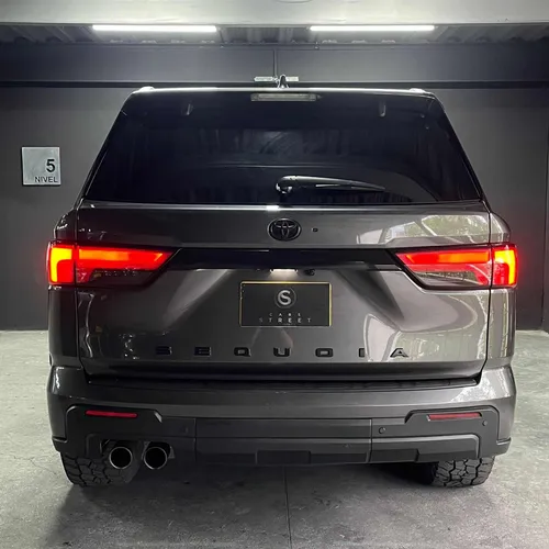 Toyota Sequoia 3.5 V6 Trd Pro