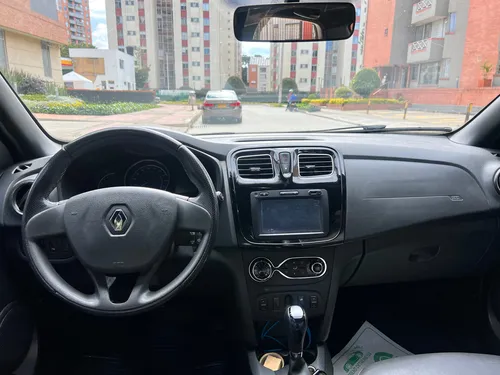 Renault Logan Exclusive At