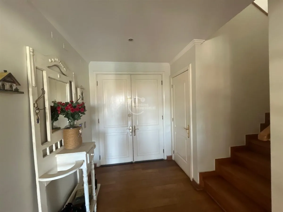 Imagen 5 de 30 de Casa En Venta De 5 Dorm. En Santo Domingo