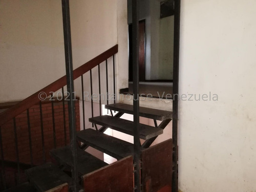 Imagen 2 de 15 de Casa En Venta Mls #22-13795 - Laura Colarusso