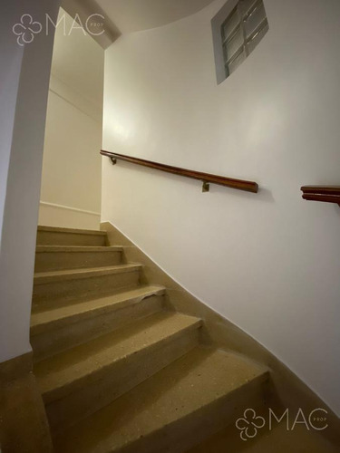 Imagen 25 de 27 de Venta Departamento Rivadavia Al 100 2 Dormitorios Segundo Piso (201210402)