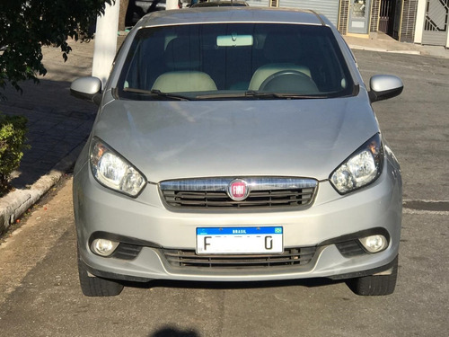 Fiat Grand Siena 1.6 16v Essence Flex Dualogic 4p