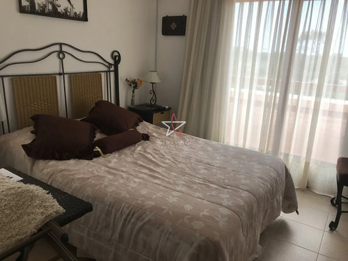 Estupenda Esquina, Vista Al Mar, En Lote De Doble Con 4 Dormitorios Suite La Mejor Barbacoa De Manantiales Piscina Y Jacuzzi Exterior, 4 Cuartos