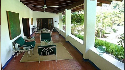 Imagen 9 de 11 de Se Alquila Casa 2000m2 4h+3s/ 4b/ 17pe Valle Arriba