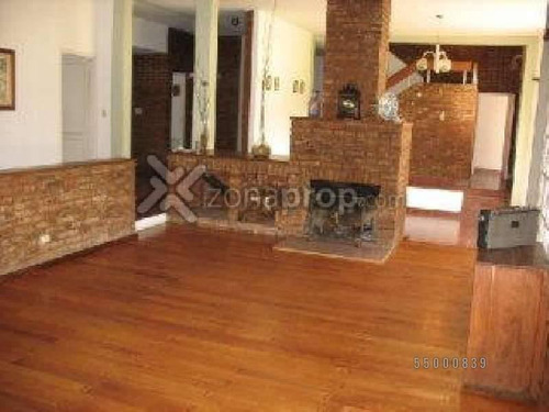 Solido Y Exc Chalet 6 Amb En 2 Plantas, Gran Lote - Arenales 3000 Florida