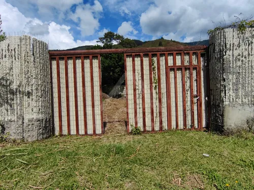 Casa En Obra Gris Mucunután