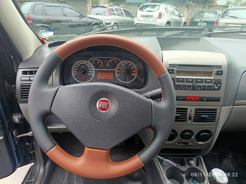 Fiat Siena 1.6 16v Essence Flex 4p