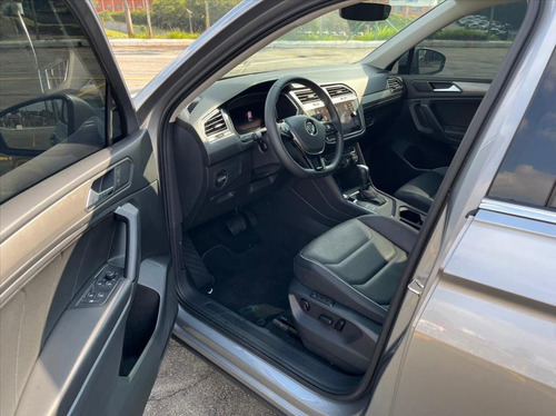 Imagem 7 de 11 de Tiguan 1.4 250 Tsi Total Flex Allspace Comfortline Tiptronic