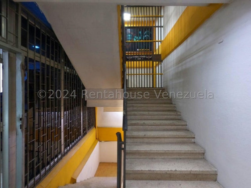 Milagros Inmuebles Edificio Venta Barquisimeto Lara Zona Centro Economica Residencial Economico Comercial Código Inmobiliaria Rent-a-house 25-3591