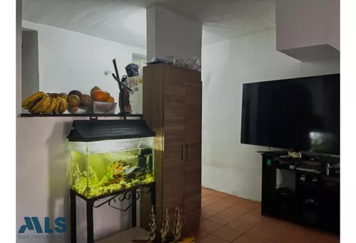 Casa 3 Niveles Con Opotunidad De Ampliación(mls#248282)