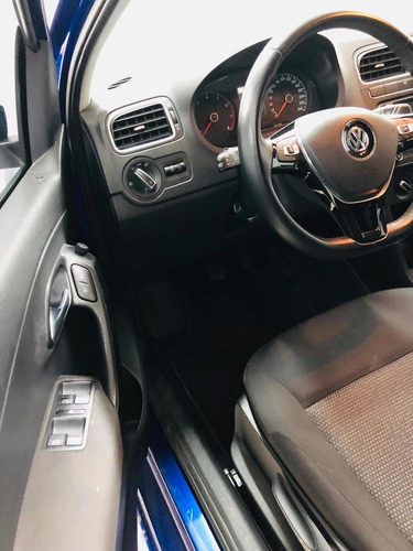 Imagen 8 de 10 de Volkswagen Polo 2020 1.6 L4 Sound Mt