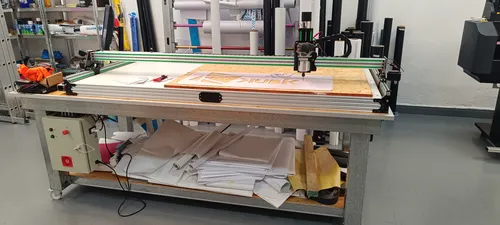 Router Cnc Cncuru 1713 - 1000w, 4 Ejes, 30000 Rpm.