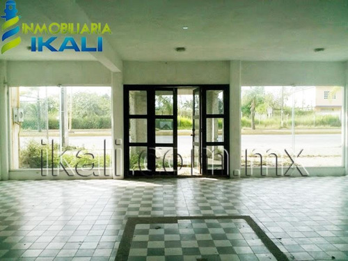 Imagen 10 de 12 de Local Comercial En Venta La Calzada