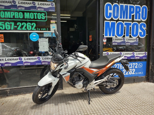 Honda Twister 250 Cb 250 - Alfamotos 1127622372 Permuto